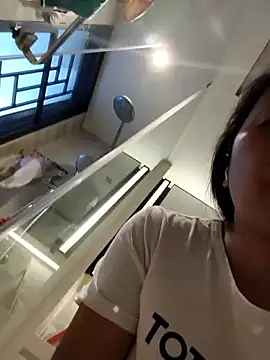 doggiepossession online show from November 18, 2025, 7:13 am