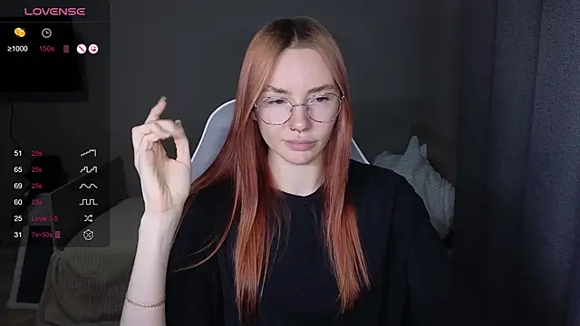 littlevildevil online show from November 30, 2025, 10:41 am