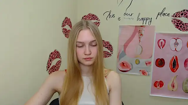 MademoiselleCl online show from January 24, 2025, 1:36 pm