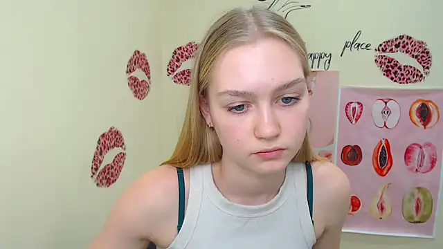 MademoiselleCl online show from February 18, 2025, 10:05 am