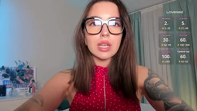 Oh My Dianee online show from October 24, 2025, 7:49 am