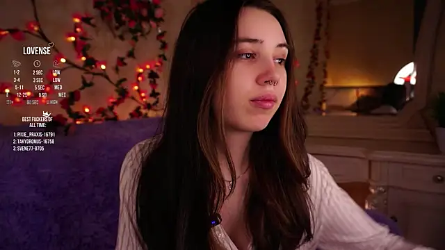 Snapshot of GillianDowdey chatting on October 30, 2025, 2:46 am GillianDowdey online show from October 30, 2025, 2:46 am