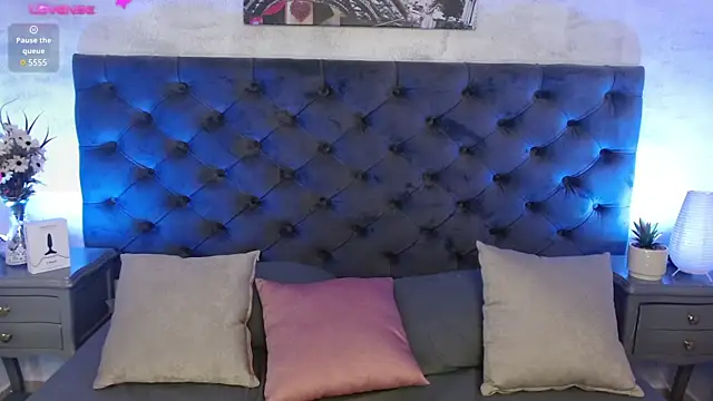 Snapshot of CheryelFox chatting on December 14, 2024, 3:51 am CheryelFox online show from December 14, 2024, 3:51 am