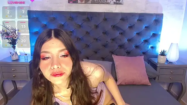 Snapshot of CheryelFox chatting on December 14, 2024, 9:13 pm CheryelFox online show from December 14, 2024, 9:13 pm