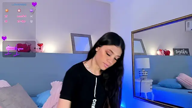 Snapshot of CheryelFox chatting on March 14, 2025, 2:53 am CheryelFox online show from March 14, 2025, 2:53 am