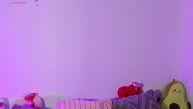 Snapshot of CheryelFox chatting on October 15, 2025, 4:45 am CheryelFox online show from October 15, 2025, 4:45 am