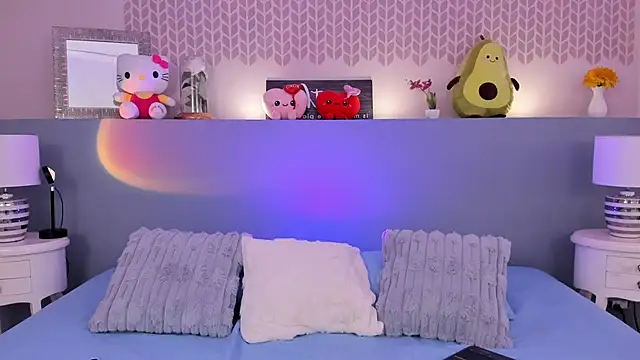 CheryelFox online show from April 6, 2026, 9:49 pm