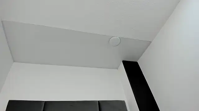 Lizz Luna online show from September 10, 2025, 1:55 pm