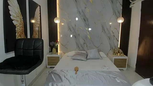 Snapshot of estephany_doll chatting on January 16, 2025, 2:41 pm estephany doll online show from January 16, 2025, 2:41 pm