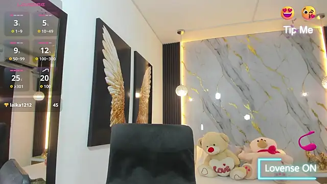 Snapshot of estephany_doll chatting on March 17, 2025, 5:49 pm estephany doll online show from March 17, 2025, 5:49 pm