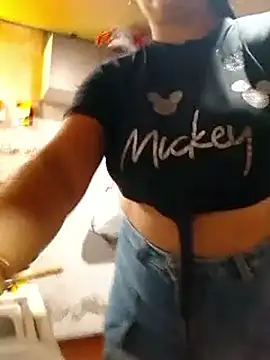 Snapshot of lupita_2023 chatting on February 3, 2026, 4:34 pm lupita 2023 online show from February 3, 2026, 4:34 pm