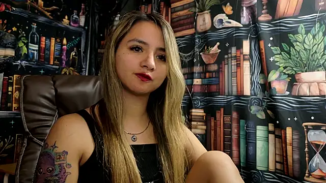 julietta   jackson online show from January 10, 2025, 8:15 pm