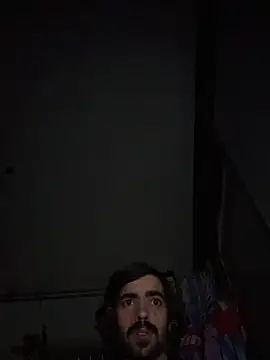 wolfwhite95 online show from October 8, 2025, 1:03 am