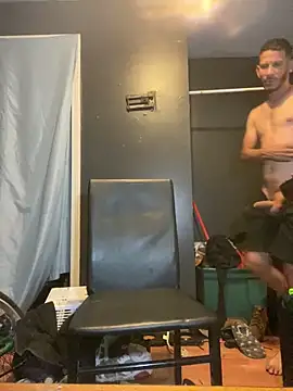 Snapshot of Chico_Bellaco chatting on September 21, 2025, 6:48 am Chico Bellaco online show from September 21, 2025, 6:48 am