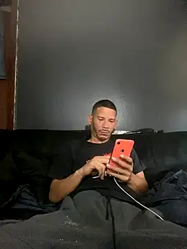 Snapshot of Chico_Bellaco chatting on November 15, 2025, 3:30 pm Chico Bellaco online show from November 15, 2025, 3:30 pm