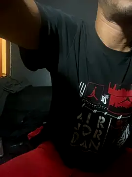 Snapshot of Chico_Bellaco chatting on November 20, 2025, 5:29 am Chico Bellaco online show from November 20, 2025, 5:29 am