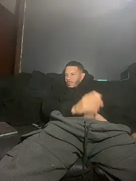 Snapshot of Chico_Bellaco chatting on December 1, 2025, 11:48 am Chico Bellaco online show from December 1, 2025, 11:48 am