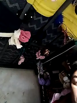 Snapshot of rayhot69 chatting on February 14, 2025, 5:25 pm rayhot69 online show from February 14, 2025, 5:25 pm