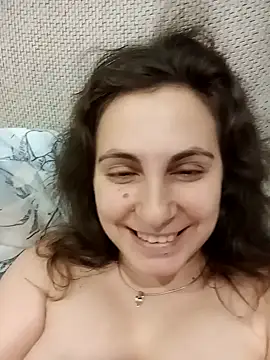 ShelaDiass online show from December 19, 2025, 4:03 pm