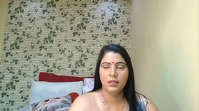 Snapshot of XIndianintimacy chatting on July 31, 2026, 7:35 pm XIndianintimacy online show from July 31, 2026, 7:35 pm