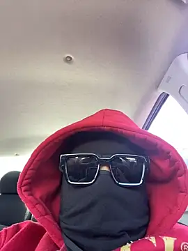 Pa lasnenas1 online show from February 15, 2025, 4:12 pm