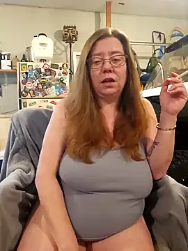MsShelby40 online show from May 2, 2026, 9:53 pm