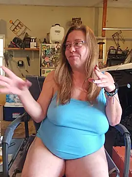MsShelby40 online show from June 11, 2026, 7:23 pm