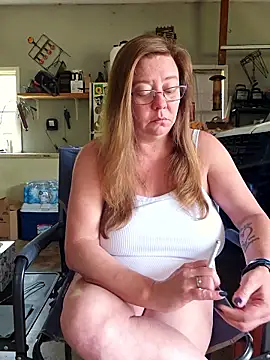 MsShelby40 online show from June 16, 2026, 3:58 pm