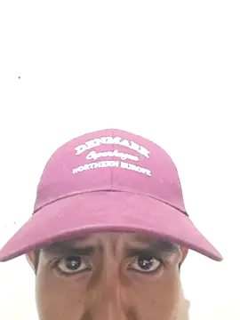 Snapshot of Coro4 chatting on February 11, 2026, 12:32 pm Coro4 online show from February 11, 2026, 12:32 pm