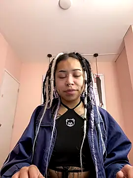 Violetta Suky online show from October 9, 2025, 12:58 pm