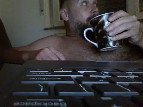 Snapshot of FROL83 chatting on June 25, 2026, 8:46 pm FROL83 online show from June 25, 2026, 8:46 pm