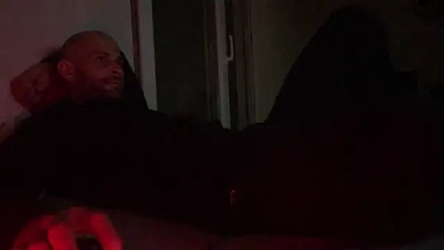 Snapshot of Zbochunec chatting on November 8, 2025, 9:02 pm Zbochunec online show from November 8, 2025, 9:02 pm