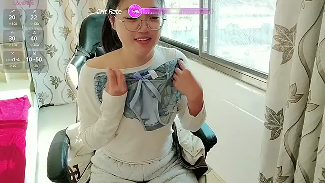 Snapshot of luoxuwen chatting on December 29, 2024, 6:14 am luoxuwen online show from December 29, 2024, 6:14 am