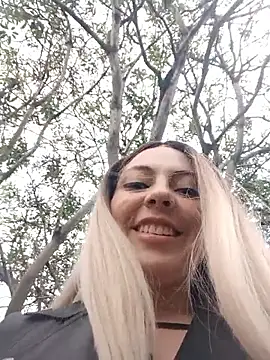 madelaine- online show from September 15, 2025, 10:32 pm