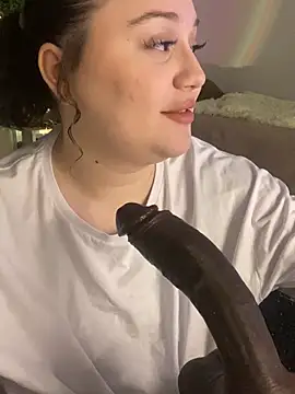 Snapshot of DaisyBooom chatting on December 28, 2024, 7:01 pm DaisyBooom online show from December 28, 2024, 7:01 pm