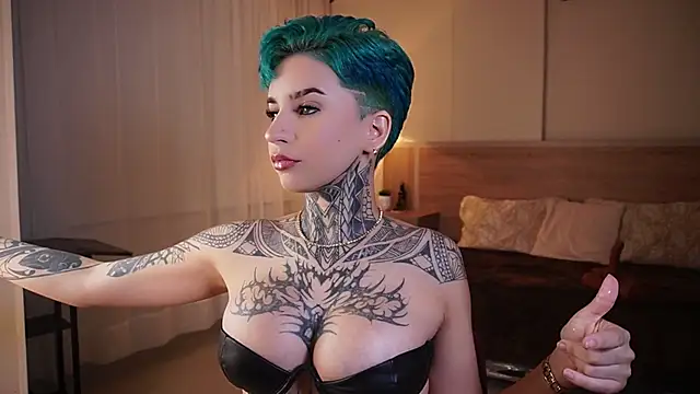 Snapshot of AliceShazaham_ chatting on March 23, 2025, 6:26 am AliceShazaham online show from March 23, 2025, 6:26 am