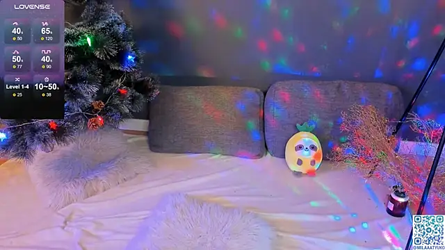 DaisyElmers online show from December 30, 2024, 9:27 am