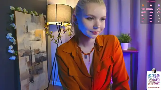 DaisyElmers online show from February 3, 2025, 2:25 am