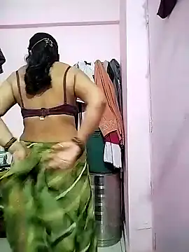 Snapshot of PayalSharmahot143 chatting on January 26, 2025, 5:13 am PayalSharmahot143 online show from January 26, 2025, 5:13 am