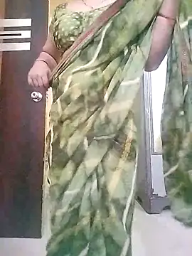 Snapshot of PayalSharmahot143 chatting on March 19, 2025, 2:37 am PayalSharmahot143 online show from March 19, 2025, 2:37 am