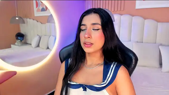 zia cooper online show from October 10, 2025, 7:13 pm