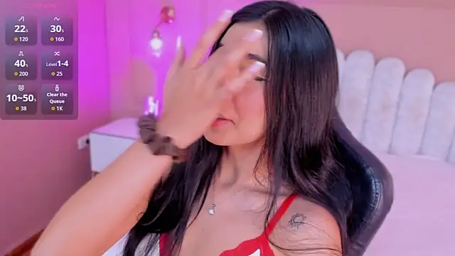 Snapshot of zia_cooper chatting on February 13, 2026, 6:59 pm zia cooper online show from February 13, 2026, 6:59 pm