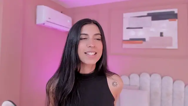 Snapshot of zia_cooper chatting on February 19, 2026, 6:59 pm zia cooper online show from February 19, 2026, 6:59 pm