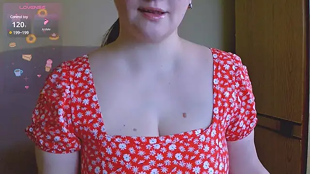 Snapshot of ChubbyMaia chatting on March 13, 2025, 12:13 pm ChubbyMaia online show from March 13, 2025, 12:13 pm