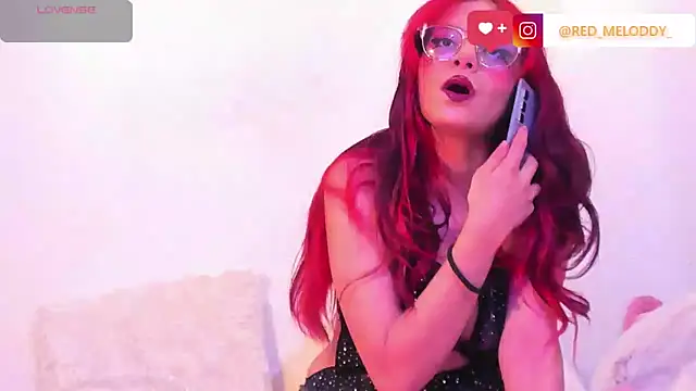 RedMeloddy online show from November 13, 2025, 8:19 pm