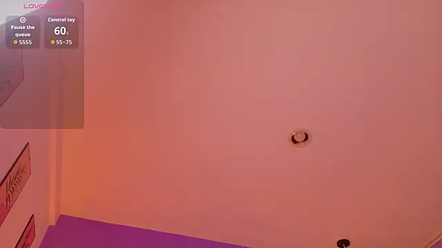 littleebonymommy online show from November 25, 2025, 8:20 pm