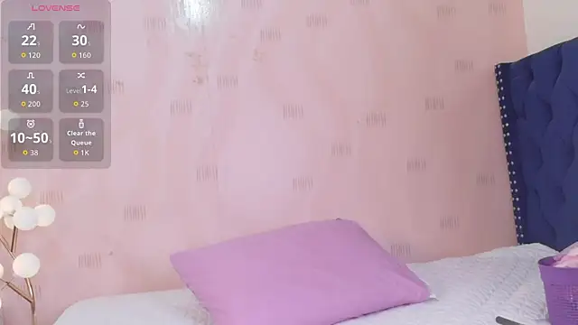 littleebonymommy online show from April 14, 2026, 8:15 pm