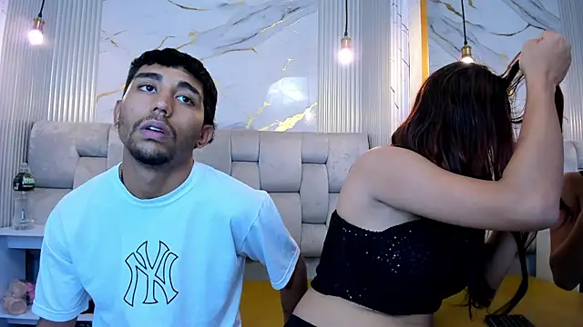 Annyeli online show from October 14, 2025, 2:51 pm