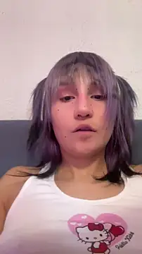 bigbabykiki online show from April 5, 2026, 3:20 pm