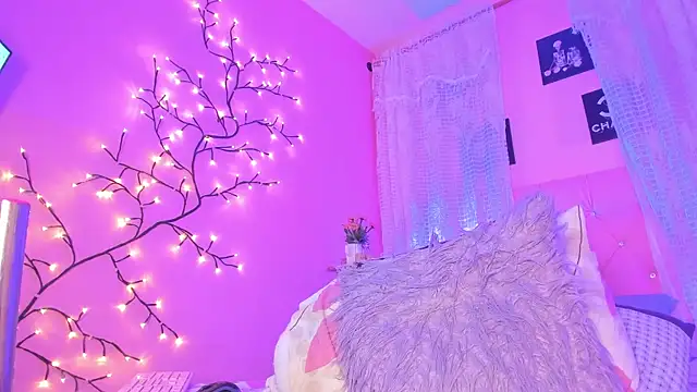 Snapshot of Dulce_Girl_ chatting on March 6, 2025, 3:35 am Dulce Girl online show from March 6, 2025, 3:35 am